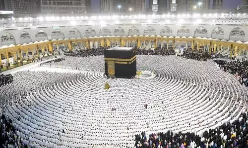 ഒമാനിൽനിന്നുള്ള ആദ്യ ഹജ്ജ്​ വിമാനം ഇന്ന്​ പുറപ്പെടും; മലയാളി ഹജ്ജ് സംഘം വെള്ളിയാഴ്ച യാത്ര തിരിക്കും