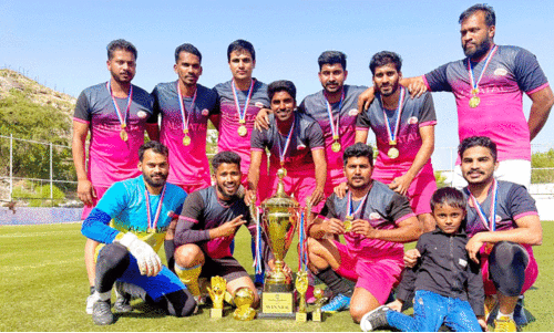 ത്വാ​ഇ​ഫ് യ​ങ് സ്റ്റാ​ർ സോ​ക്ക​ർ ക്ല​ബ്‌ സെ​വ​ൻ​സ് ഫു​ട്‌​ബാ​ൾ; ബ്ലാ​സ്റ്റേ​ഴ്‌​സ് എ​ഫ്.​സി ടീം ​ജേ​താ​ക്ക​ൾ