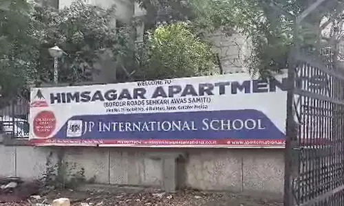 ലുങ്കിയും നൈറ്റിയും ധരിക്കരുത്; വിചിത്ര സർക്കുലറുമായി ഗ്രേറ്റർ നോയിഡയിലെ അപ്പാർട്ട്മെന്‍റ് ഉടമകൾ