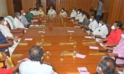 മുഖ്യമന്ത്രിയുടെയും മന്ത്രിമാരുടെയും നേതൃത്വത്തിൽ മേഖലാ അവലോകന യോ​ഗങ്ങൾ സെപ്തംബർ നാലു മുതൽ