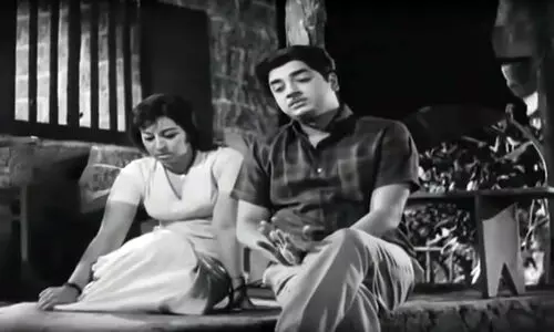 പാ​ട്ടു​ക​ൾ: സ്ഥാ​ന​ത്തും അ​സ്ഥാ​ന​ത്തും