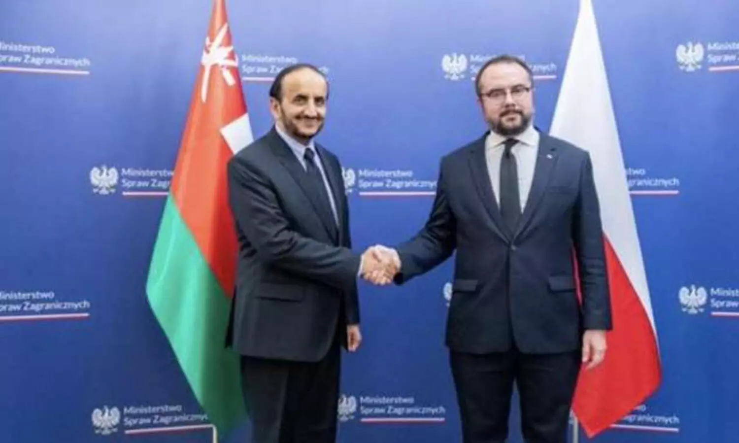 വിസ ഇളവ്​; ഒമാനും പോളണ്ടും കരാർ ഒപ്പുവെച്ചു