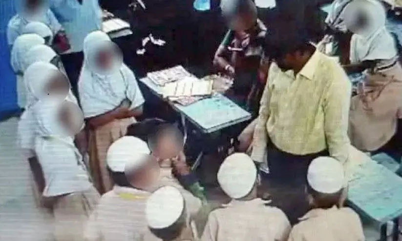 കേന്ദ്രത്തെയും മോദിയെയും വിമർശിച്ച് നാടകം സ്കൂളിനെതിരായ രാജ്യദ്രോഹ കേസ് ഹൈകോടതി റദ്ദാക്കി കേന്ദ്രത്തെയും മോദിയെയും വിമർശിച്ച് നാടകം സ്കൂളിനെതിരായ രാജ്യദ്രോഹ കേസ് ഹൈകോടതി റദ്ദാക്കി