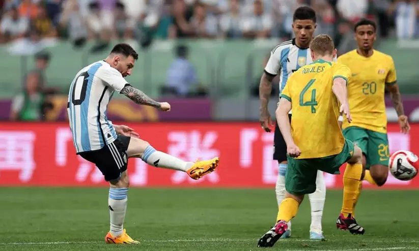 മെസ്സി മാജിക്, രണ്ടാം മിനിറ്റിൽ ഗോൾ; ആസ്ട്രേലിയയെ വീഴ്ത്തി അർജന്‍റീന (0-2)