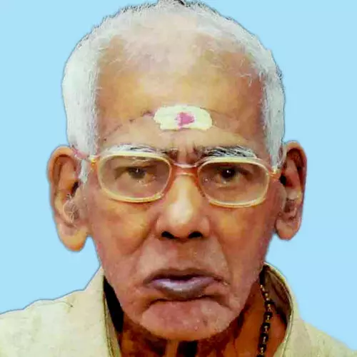 ഇ​ല​ത്താ​ള ക​ലാ​കാ​ര​ന്‍ കൊ​ട​ക​ര നാ​രാ​യ​ണ​ന്‍ നാ​യ​ര്‍