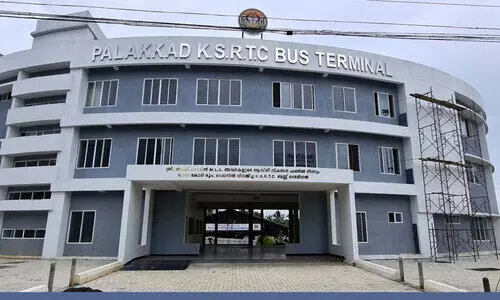 കെ.​എ​സ്.​ആ​ർ.​ടി.​സി സ്റ്റാ​ൻ​ഡി​ലെ വ്യാ​പാ​രം അ​ന​ധി​കൃ​ത​മെ​ന്ന് ന​ഗ​ര​സ​ഭ കൗ​ൺ​സി​ൽ