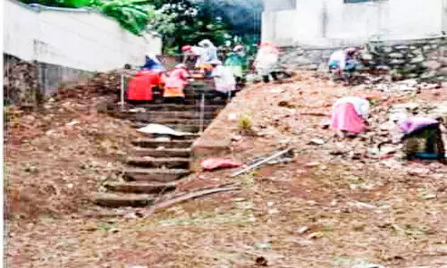 പ്രളയത്തെ തുടർന്ന് നശിച്ച മഹിളാലയം കൊച്ചങ്ങാടി കടവ് പുനരുദ്ധരിച്ചു പ്രളയത്തെ തുടർന്ന് നശിച്ച മഹിളാലയം കൊച്ചങ്ങാടി കടവ് പുനരുദ്ധരിച്ചു