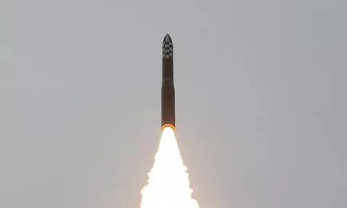 ഉത്തരകൊറിയ രണ്ട് മിസൈൽ വിക്ഷേപിച്ചു