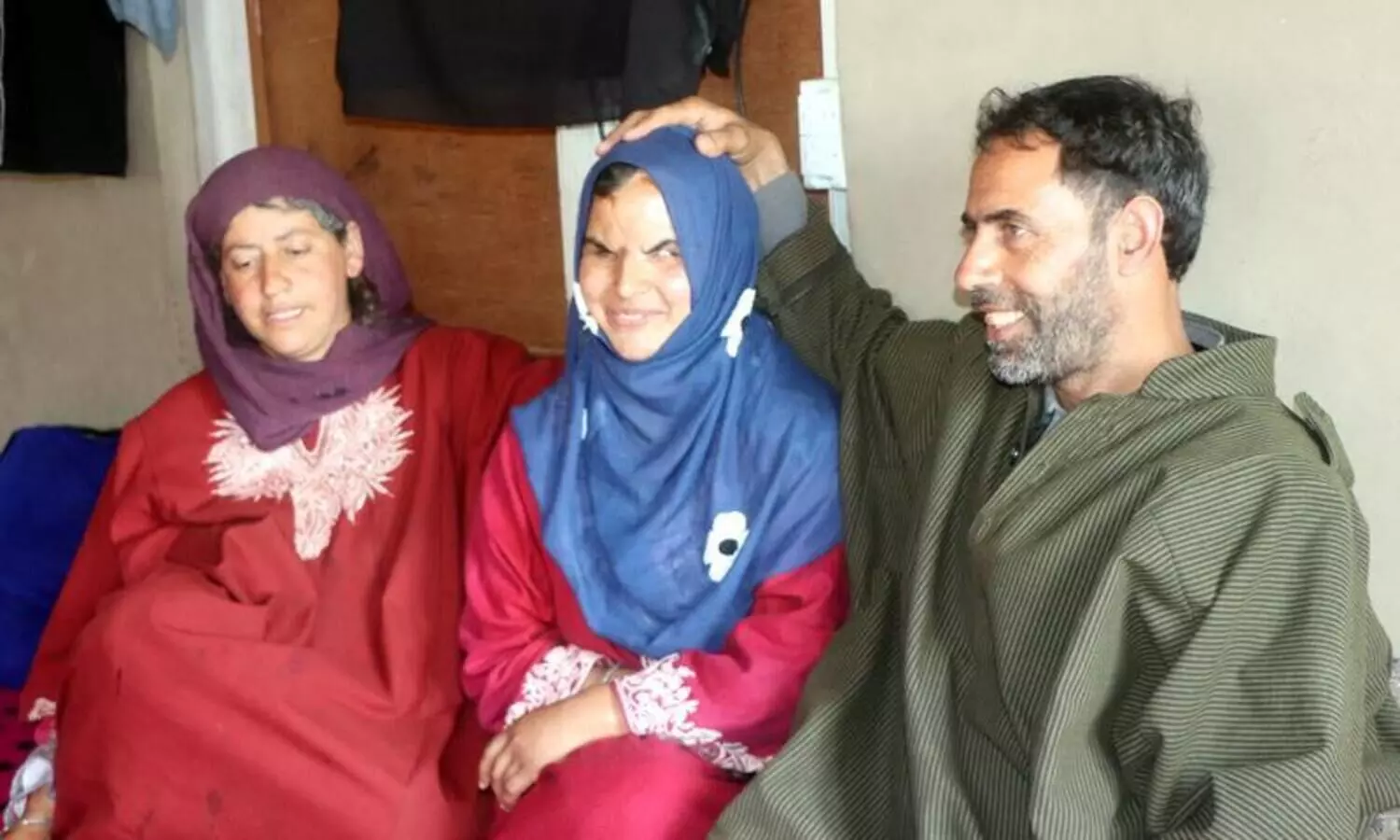 ‘പെല്ലറ്റുകൾ എന്റെ കാഴ്ച്ച തകർത്തു, പക്ഷെ ആത്മവിശ്വാസം തകർത്തില്ല’; മാതൃകയായി ഇൻഷ മുഷ്താഖിന്റെ വിജയഗാഥ