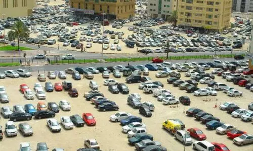 പു​തി​യ കാ​മ്പ​യി​നു​മാ​യി ഷാ​ർ​ജ പൊ​ലീ​സ്; കൃ​ത്യ​സ​മ​യ​ത്ത്​ വാ​ഹ​ന ര​ജി​സ്ട്രേ​ഷ​ൻ പു​തു​ക്കി​യാ​ൽ സ​മ്മാ​നം