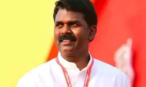 മാറ്റിയതല്ല, സ്വയം മാറിനിൽക്കുകാണെന്ന് ശ്രീനിജിൻ; അറിയിപ്പ് ലഭിച്ചാലുടൻ രാജി