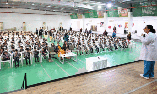 സ്കൂളുകളിൽ വേനലവധി; ഇനി രണ്ടുമാസം ഇടവേള