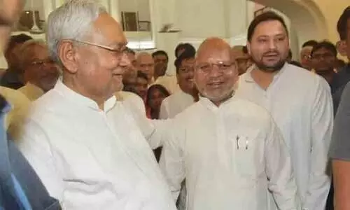 Ratnesh Sada with Nitish kumar Ratnesh Sada with Nitish kumar