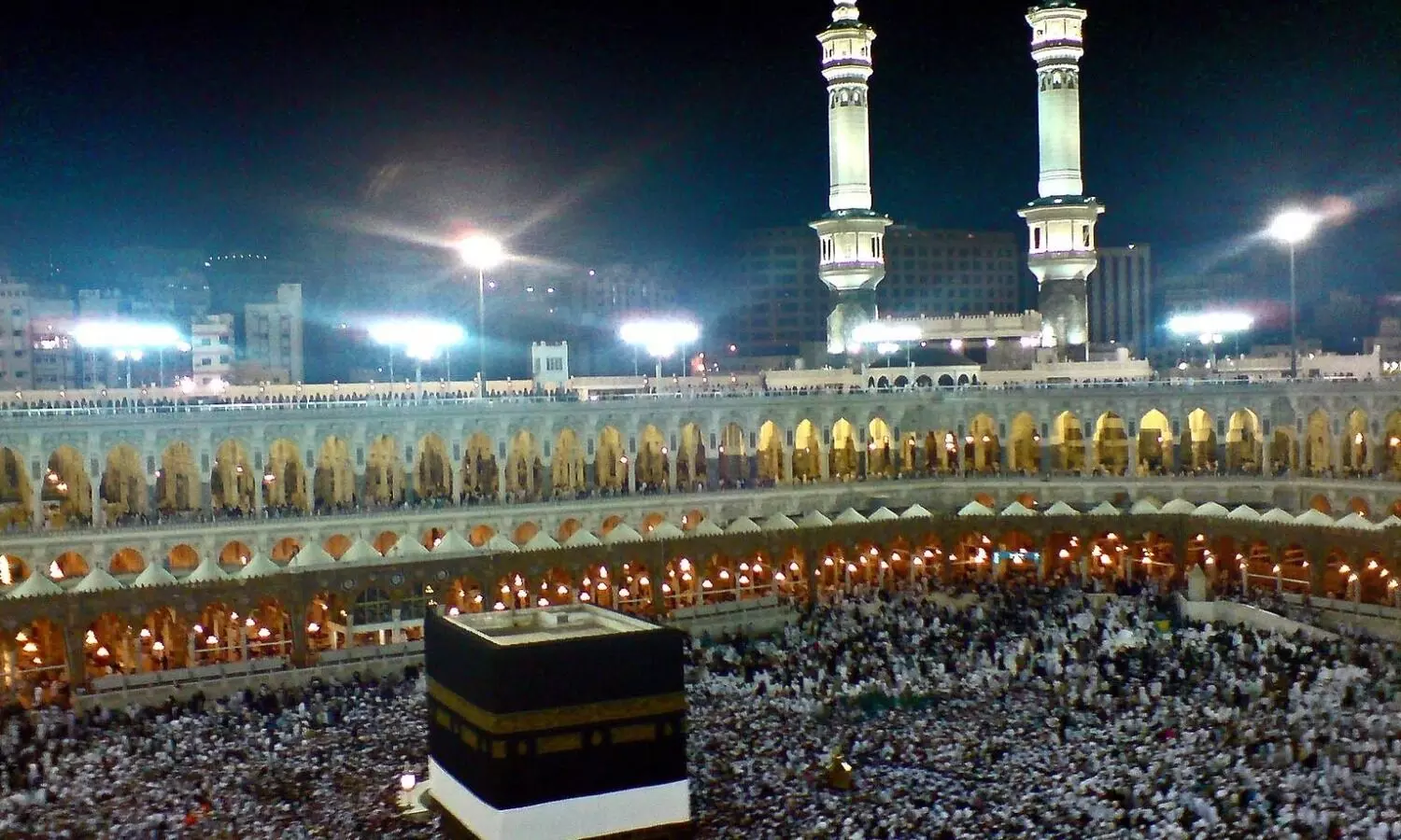 ആദ്യ ബ​ഹ്​​റൈ​ൻ ഹ​ജ്ജ്​ സംഘം യാ​ത്ര തിരിച്ചു