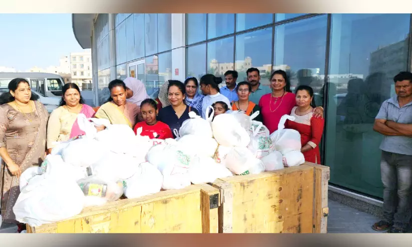ലേബർ ക്യാമ്പിലെ തൊഴിലാളികൾക്ക് ഭക്ഷണ കിറ്റ് നൽകി ലേബർ ക്യാമ്പിലെ തൊഴിലാളികൾക്ക് ഭക്ഷണ കിറ്റ് നൽകി