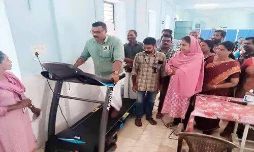 വ​ല​പ്പാ​ട് കു​ടും​ബാ​രോ​ഗ്യ കേ​ന്ദ്ര​ത്തി​ൽ ഫി​സി​യോ​തെ​റ​പ്പി ആ​രം​ഭി​ച്ചു