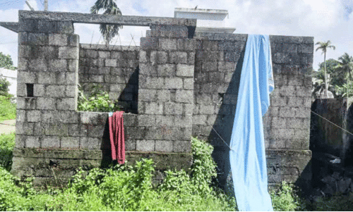 മേപ്പള്ളം കോളനി: പട്ടികജാതി കുടുംബങ്ങളുടെ വീട് നിർമാണം മുടങ്ങിയിട്ട് പതിറ്റാണ്ട് പിന്നിടുന്നു മേപ്പള്ളം കോളനി: പട്ടികജാതി കുടുംബങ്ങളുടെ വീട് നിർമാണം മുടങ്ങിയിട്ട് പതിറ്റാണ്ട് പിന്നിടുന്നു