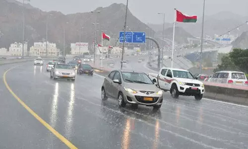 ഒമാനിലെ ഗവർണറേറ്റുകളിൽ ഇന്ന്​ കനത്ത മഴക്കും കാറ്റിനും സാധ്യത