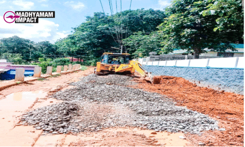 ചളിക്കുണ്ടായ പാത സഞ്ചാരയോഗ്യമാക്കാൻ നടപടി തുടങ്ങി
