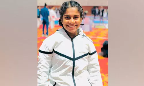 ക​രാ​ട്ടേ​യി​ല്‍ പെ​ണ്‍ക​രു​ത്താ​യി അ​മൃ​ത വി​ജ​യ​ൻ