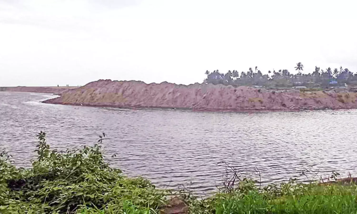 അന്ധകാരനഴിയിൽ മണൽതിട്ട നീക്കൽ അന്തിമഘട്ടത്തിലേക്ക്