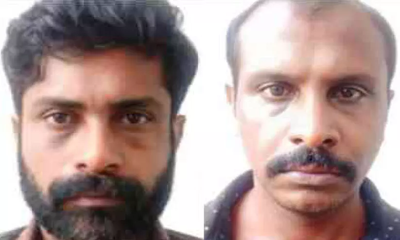 ഡ്രൈവറെ ആക്രമിച്ച് പണവും മൊബൈലും കവര്ന്നു; സഹോദരങ്ങൾ പിടിയിൽ ഡ്രൈവറെ ആക്രമിച്ച് പണവും മൊബൈലും കവര്ന്നു; സഹോദരങ്ങൾ പിടിയിൽ