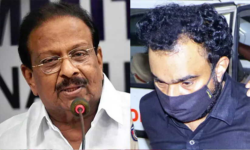 Monson Mavunkal, k Sudhakaran Monson Mavunkal, k Sudhakaran