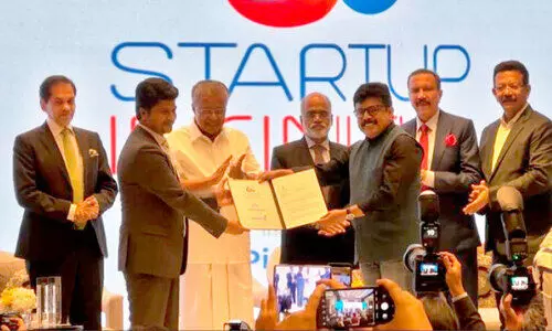 സ്റ്റാ​ർ​ട്ട​പ് ഇ​ൻ​ഫി​നി​റ്റി സെ​ന്റ​ർ: സ​ർ​ക്കാ​ർ തീ​രു​മാ​നം സ്വാ​ഗ​താ​ർ​ഹം -ഡോ. ​ആ​സാ​ദ് മൂ​പ്പ​ൻ