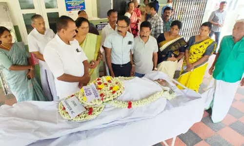 പൂ​ജ​പ്പു​ര രവി: പേരിനൊപ്പം നാടിനെ ചേർത്തുവെച്ച നടൻ