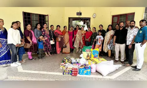 സു​വ​ർ​ണ ക​ർ​ണാ​ട​ക കേ​ര​ള സ​മാ​ജം സ​ഹാ​യം ന​ൽ​കി