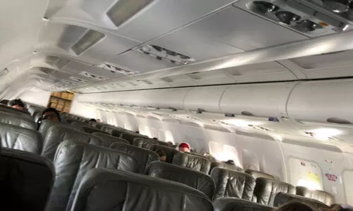 വിമാനത്തിനകത്ത് മദ്യപിച്ച് ബഹളമുണ്ടാക്കി; ദോഹയിൽ നിന്നെത്തിയയാൾ അറസ്റ്റിൽ