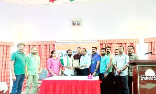 ജാ​ക്‌​സ​ണ്‍ ഏ​ബ്ര​ഹാ​മി​ന് യാ​ത്ര​യ​യ​പ്പ് ന​ല്‍കി