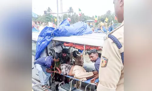 മത്സ്യബന്ധനത്തിനിടെ തൊഴിലാളി കുഴഞ്ഞുവീണു