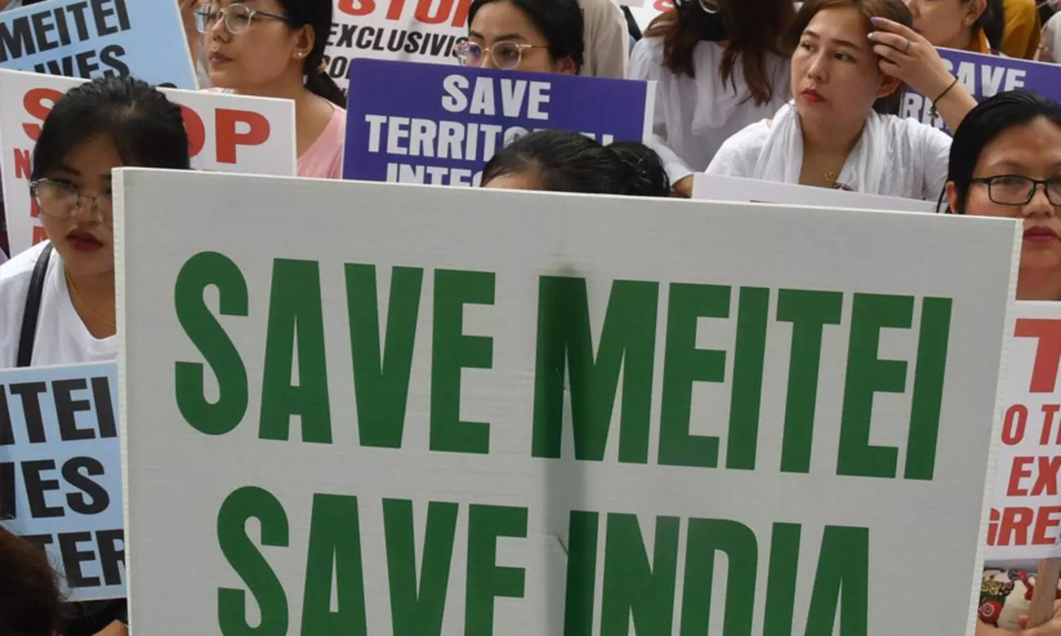 മെയ്തേയികൾക്ക് പട്ടികവർഗ പദവി:  പുനഃപരിശോധന ഹരജിയിൽ കേന്ദ്ര, സംസ്ഥാന സർക്കാറുകൾക്ക് നോട്ടീസ്