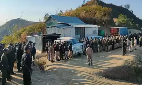 മണിപ്പൂരിൽ ​സൈനിക ഇടപെടലിന് കോടതി ഉത്തരവിടേണ്ട -സുപ്രീംകോടതി