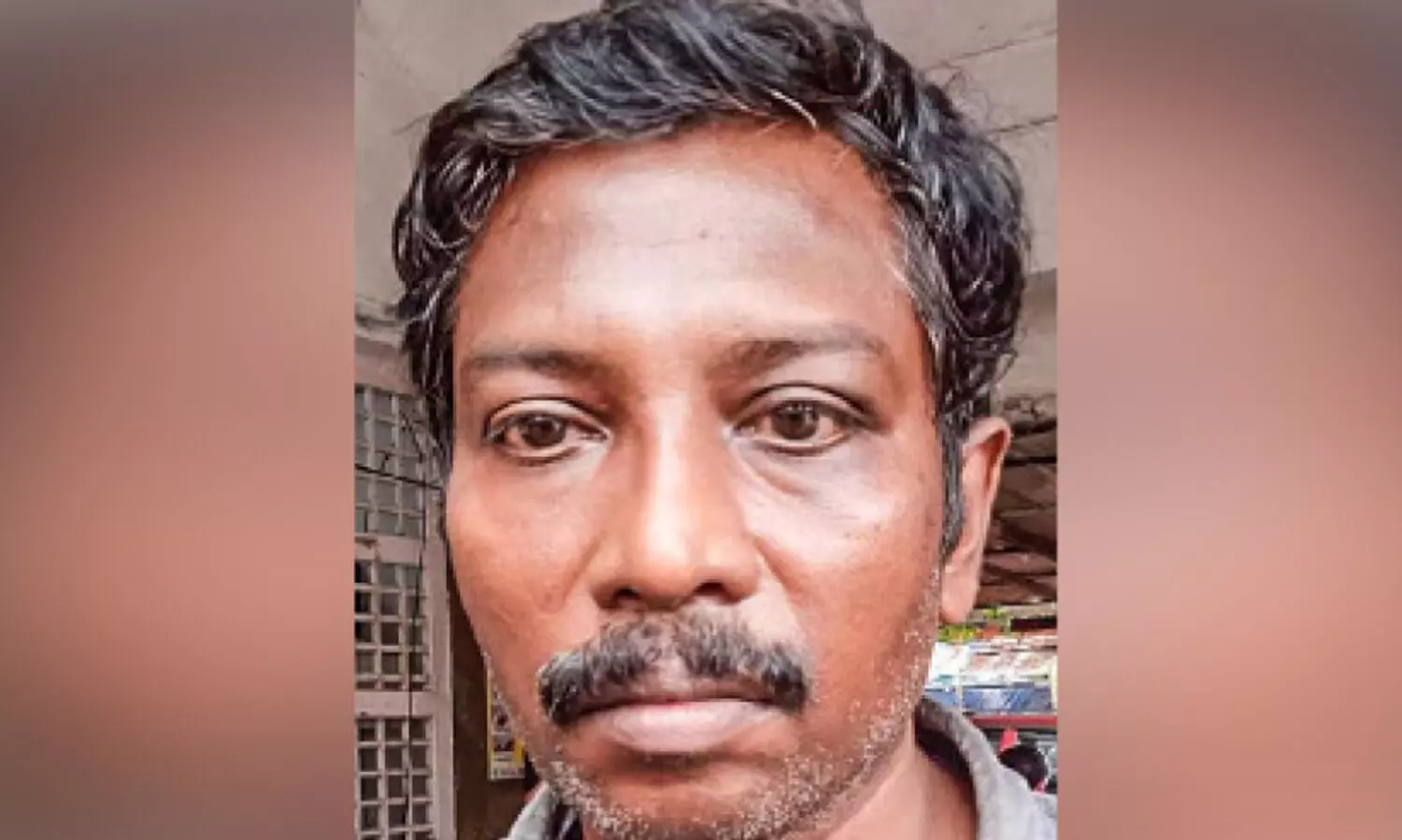 കവർച്ചാസംഘത്തിന് വ്യാജ നമ്പർ പ്ലേറ്റ് നിർമിച്ചുനൽകിയ    കേസിൽ തമിഴ്നാട് സ്വദേശി അറസ്റ്റിൽ