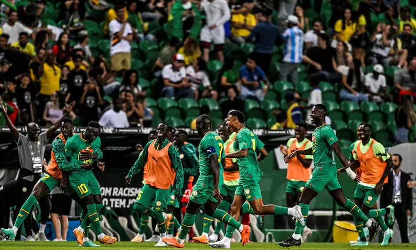 ഇരട്ടഗോളുമായി തിളങ്ങി സാദിയോ മാനെ; കഷ്ടകാലം തീരാതെ ബ്രസീൽ; സെനഗാളിനോട് തോറ്റത് 4-2ന്