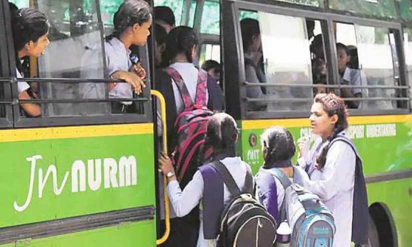 travel-students travel-students