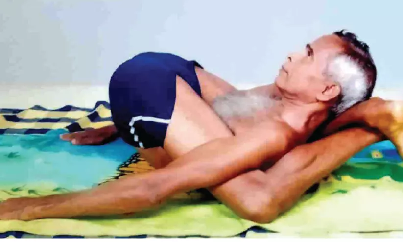 എഴുപത്തിമൂന്നിലും പ്രസരിപ്പോടെ മാധവൻ എഴുപത്തിമൂന്നിലും പ്രസരിപ്പോടെ മാധവൻ