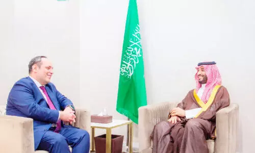 കി​രീ​ടാ​വ​കാ​ശി-​വേ​ൾ​ഡ്​ എ​ക്​​സ്​​പോ ജ​ന​റ​ൽ സെ​ക്ര​ട്ട​റി കൂ​ടി​ക്കാ​ഴ്​​ച