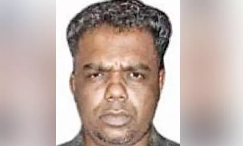 കാ​പ്പ ചു​മ​ത്തി നാ​ടു​ക​ട​ത്തി