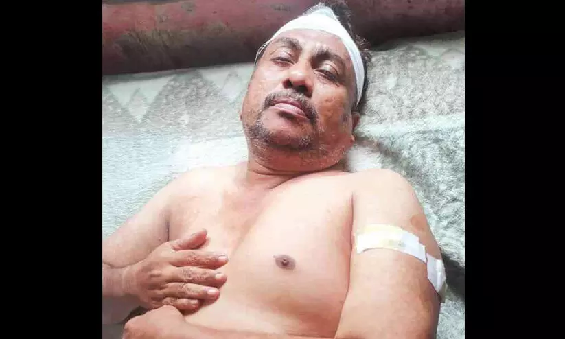 പ്രഭാത സവാരിക്കിറങ്ങിയയാൾക്ക് കുത്തേറ്റു; അക്രമി എത്തിയത് ബൈക്കിൽ പ്രഭാത സവാരിക്കിറങ്ങിയയാൾക്ക് കുത്തേറ്റു; അക്രമി എത്തിയത് ബൈക്കിൽ