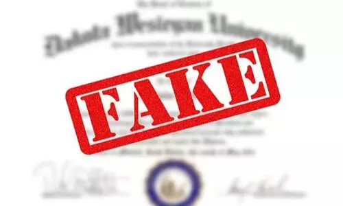 ഈ ​പ​ഠ​നം തു​ട​ര​ണോ?