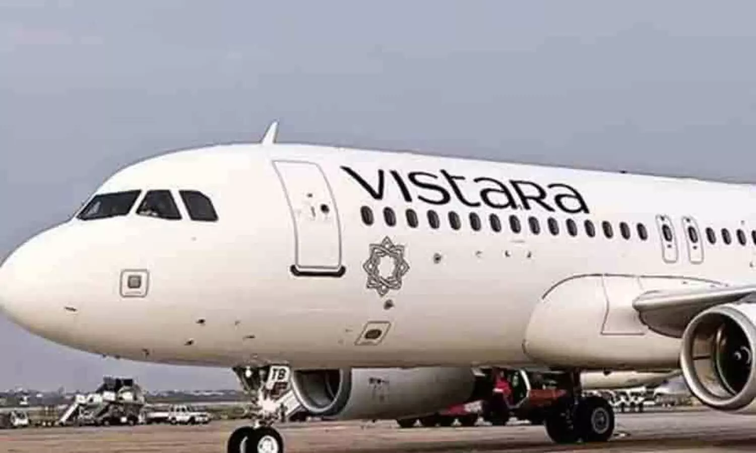 യാത്രക്കാരൻ ഹൈജാക്ക് എന്ന് പറഞ്ഞു; മുംബൈയിൽ നിന്ന് ഡൽഹിയിലേക്ക് പുറപ്പെടേണ്ട വിസ്താര വിമാനം വൈകി