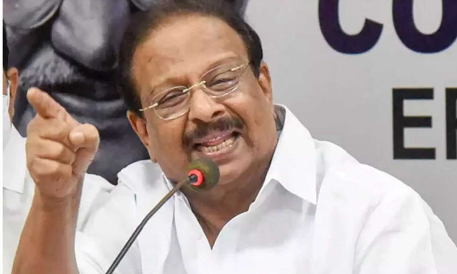 കെ സുധാകരന്‍റെ അറസ്റ്റ്; കേസിന്റെ മുഴുവൻ ചിലവും ഒ.ഐ.സി.സി ഏറ്റെടുക്കും