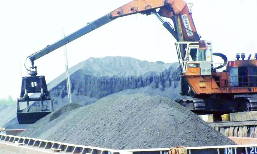 ഒമാനിൽനിന്ന് പെട്രോളിയം കോക്ക് വാങ്ങാൻ ഇന്ത്യൻ സിമന്റ് കമ്പനികൾ ഒമാനിൽനിന്ന് പെട്രോളിയം കോക്ക് വാങ്ങാൻ ഇന്ത്യൻ സിമന്റ് കമ്പനികൾ