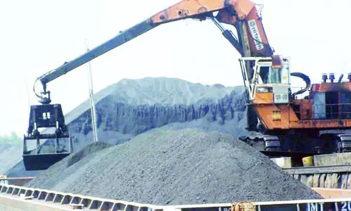 ഒ​മാ​നി​ൽ​നി​ന്ന്​ പെ​ട്രോ​ളി​യം കോ​ക്ക് വാ​ങ്ങാ​ൻ ഇ​ന്ത്യ​ൻ സി​മ​ന്റ് ക​മ്പ​നി​ക​ൾ