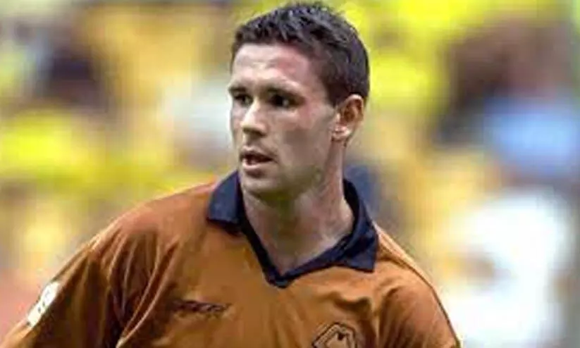 ബെൽജിയം മുൻ ഫുട്ബാൾ താരം സെഡ്രിക് റൂസ്സൽ ഹൃദയാഘാതത്തെ തുടർന്ന് മരിച്ചു ബെൽജിയം മുൻ ഫുട്ബാൾ താരം സെഡ്രിക് റൂസ്സൽ ഹൃദയാഘാതത്തെ തുടർന്ന് മരിച്ചു