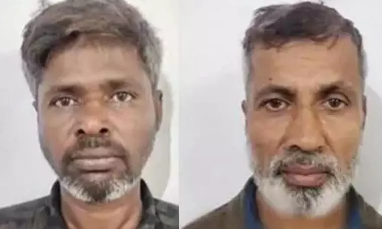 ഗേറ്റിൽ പത്രങ്ങൾ കിടന്നത് പ്രേരണയായി; കോൺഗ്രസ് നേതാവിന്റെ വീട്ടിൽ കവർച്ച നടത്തിയ പ്രതികൾ അറസ്റ്റിൽ ഗേറ്റിൽ പത്രങ്ങൾ കിടന്നത് പ്രേരണയായി; കോൺഗ്രസ് നേതാവിന്റെ വീട്ടിൽ കവർച്ച നടത്തിയ പ്രതികൾ അറസ്റ്റിൽ