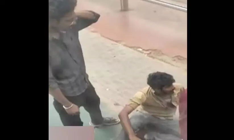 കൺസെഷൻ തർക്കം: കണ്ടക്ടറെ മർദിച്ച അഞ്ച് എസ്.എഫ്.ഐ പ്രവര്ത്തകർ അറസ്റ്റിൽ കൺസെഷൻ തർക്കം: കണ്ടക്ടറെ മർദിച്ച അഞ്ച് എസ്.എഫ്.ഐ പ്രവര്ത്തകർ അറസ്റ്റിൽ